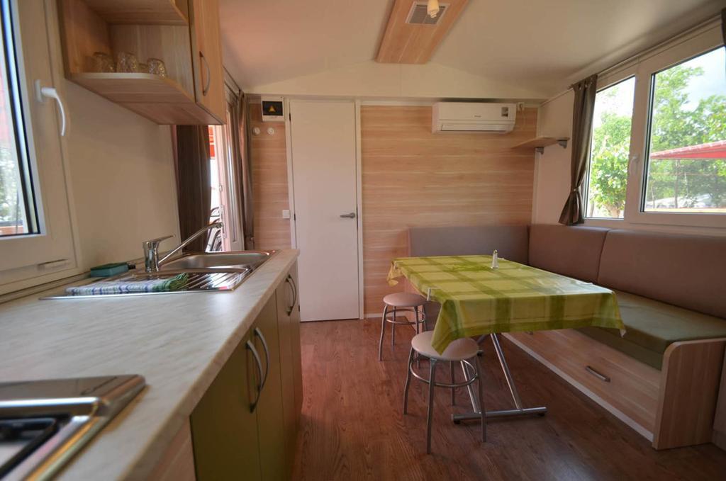 Campsite Pisak - Mobile Homes By The Sea Seline Habitación foto