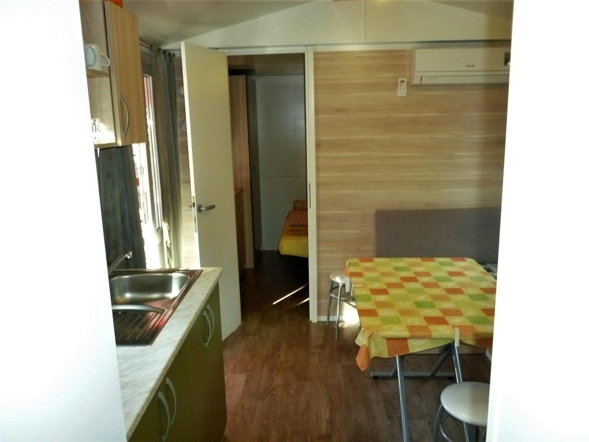 Campsite Pisak - Mobile Homes By The Sea Seline Habitación foto